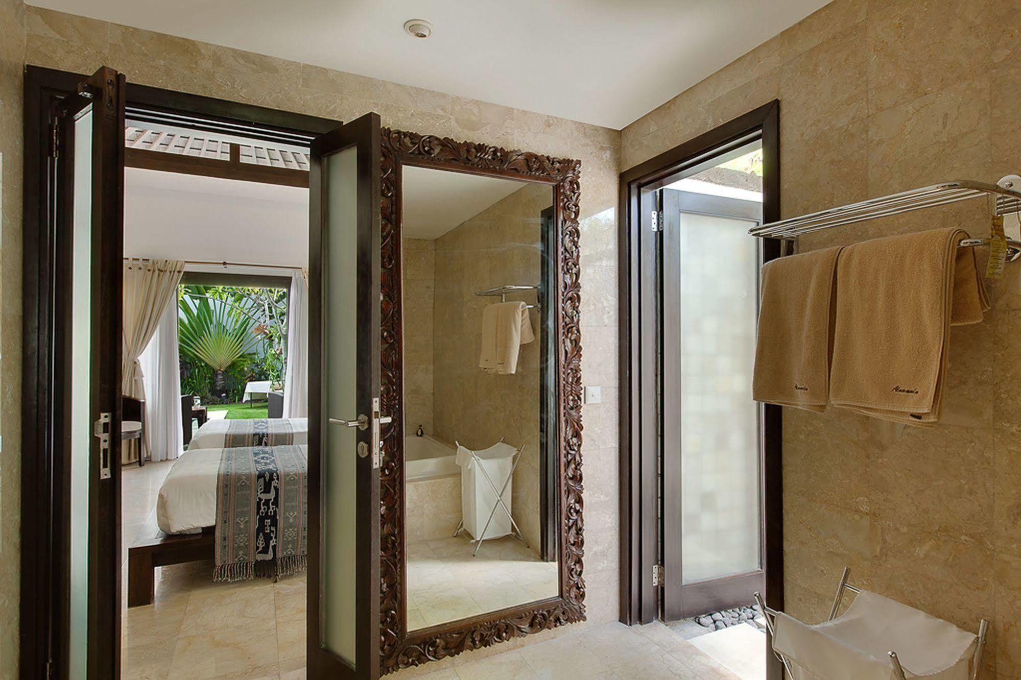 Benoa Bay Villas By Premier Hospitality Asia Nusa Dua  Exterior photo